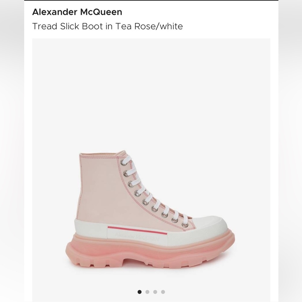 Alexander McQueen | 35
Tread Slick Boot in Tea Rose & White